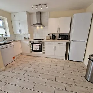  Holiday home Town Or Country - Jessie Terrace House B United Kingdom
